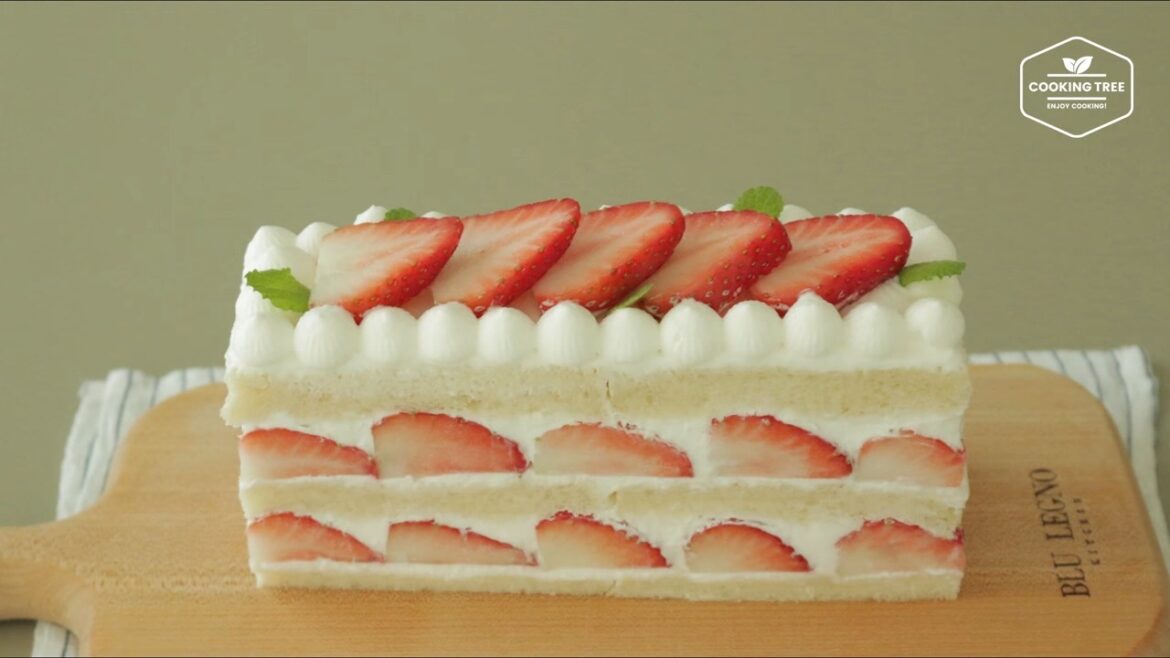 焼かない！白パンいちごケーキ